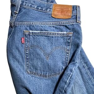 Levi Strauss & Co 501 Straight Jeans Denim Pants 31 x31 distressed unisex